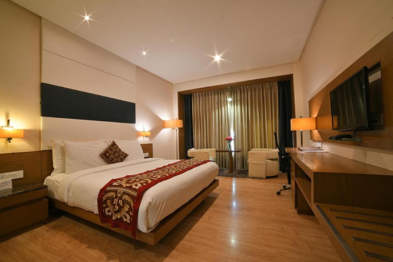 Narayani Heights, Ahmedabad Hotel Exterior photo
