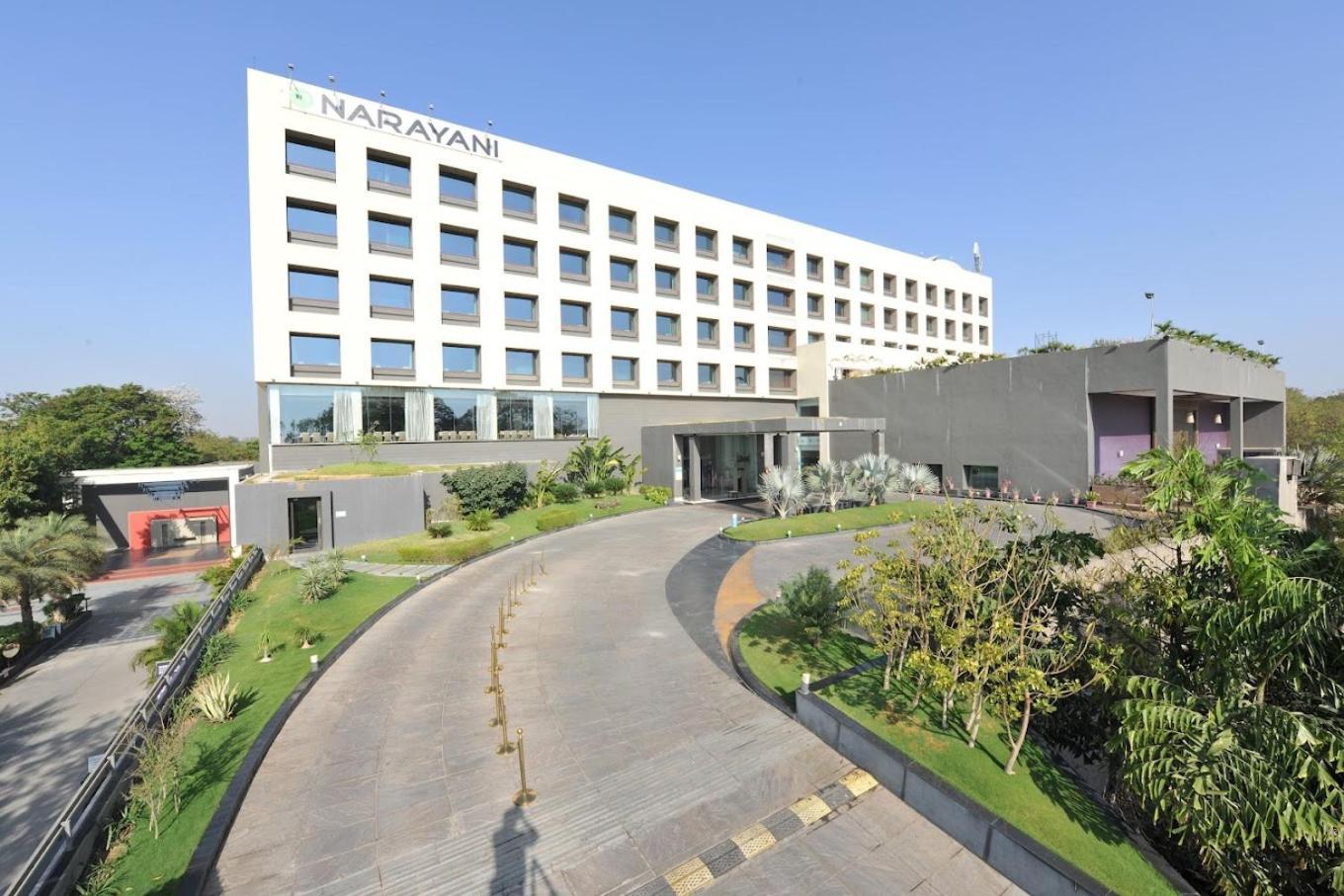 Narayani Heights, Ahmedabad Hotel Exterior photo