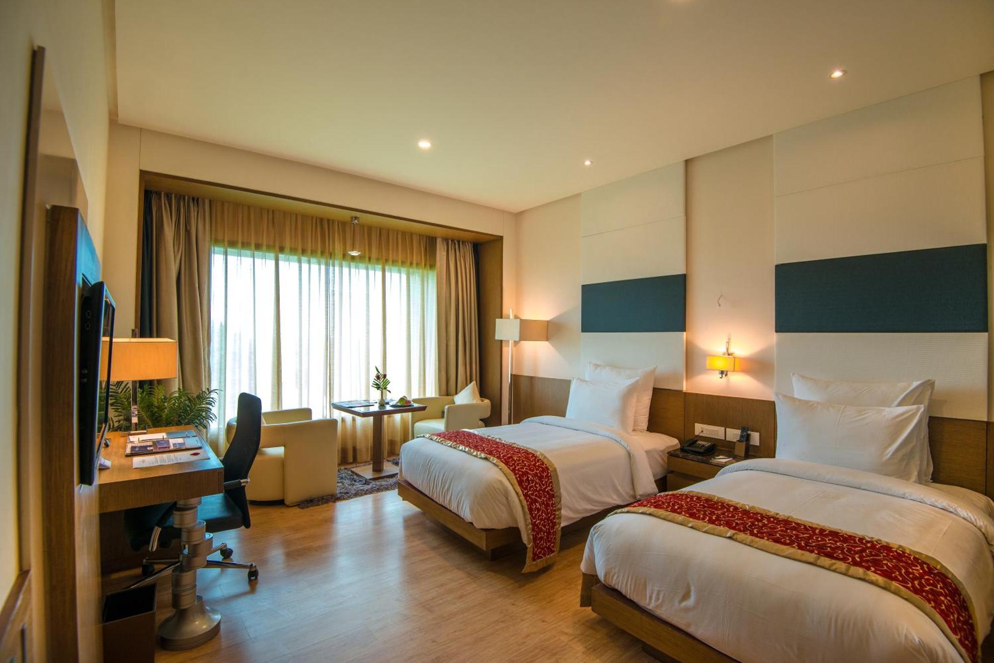 Narayani Heights, Ahmedabad Hotel Exterior photo